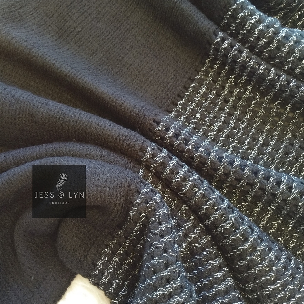 🆕RAYA- Black Oversized Two Tone Knit Sweater w/Wide Sleeves - Picture 8 of 12